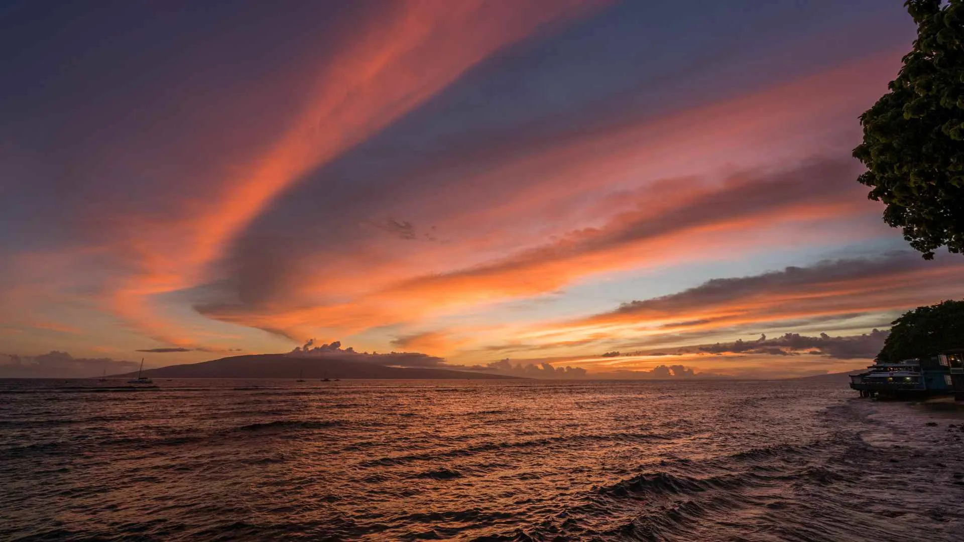 sunset Maui cruise