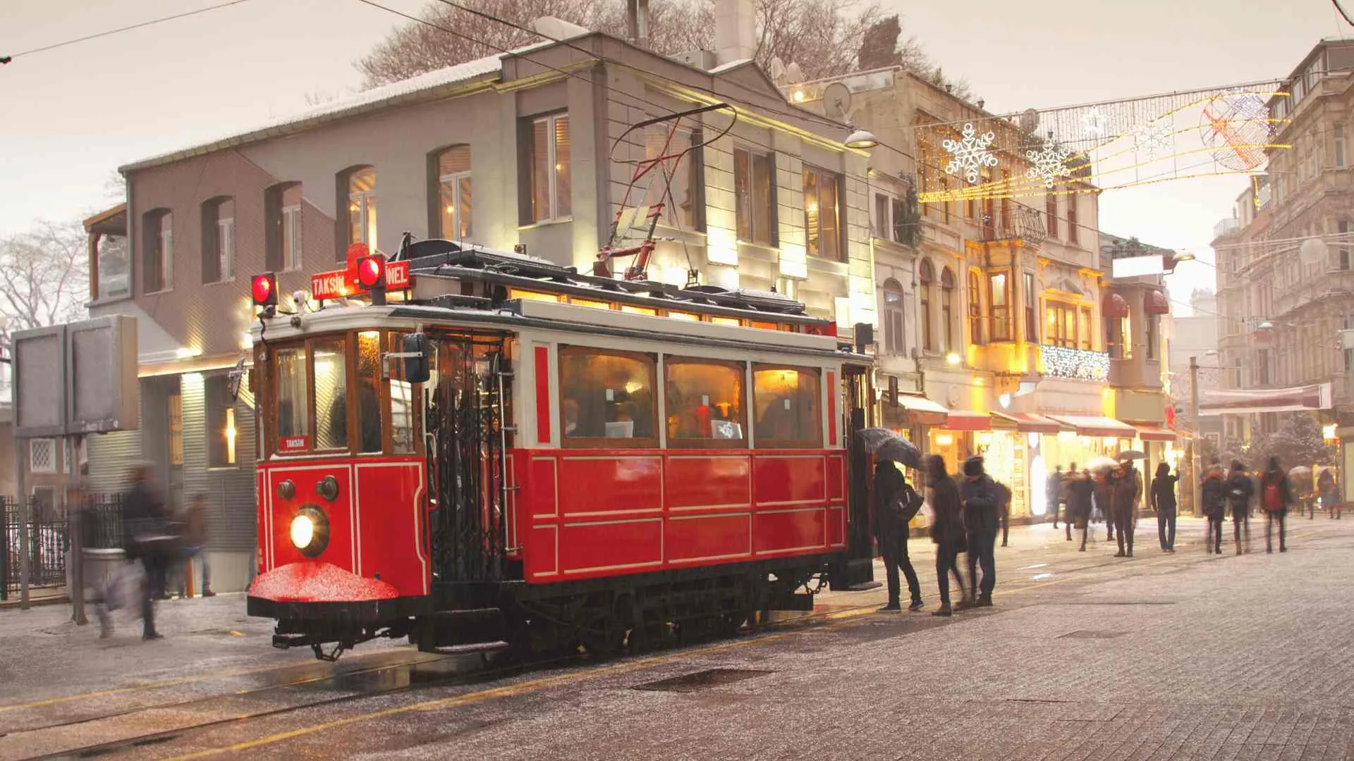 istanbul trolley