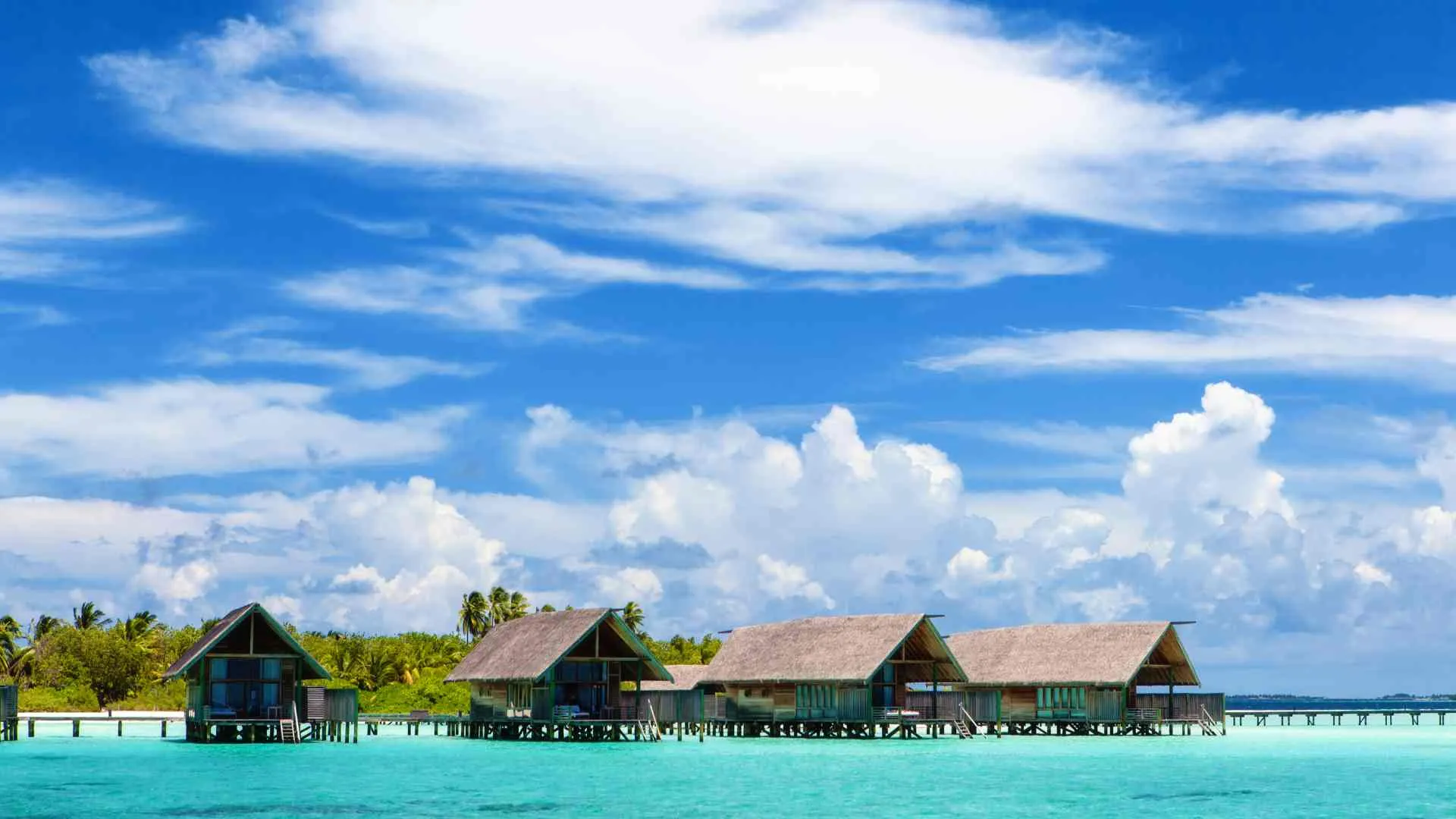 cheap overwater villas maldives-8