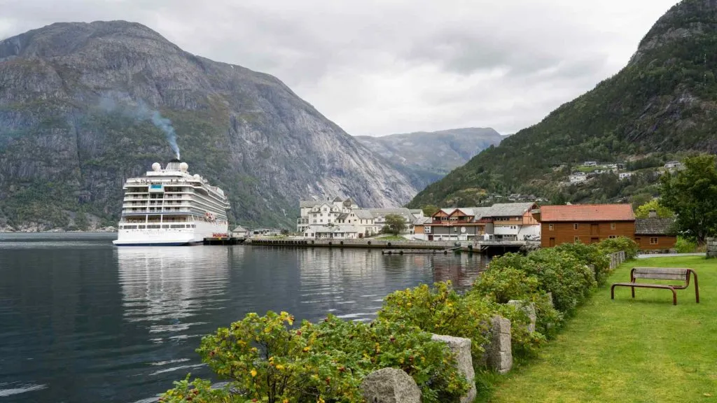 Norwegian cruise line ports