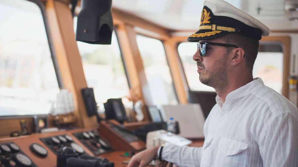 cruise ship captain salary-2