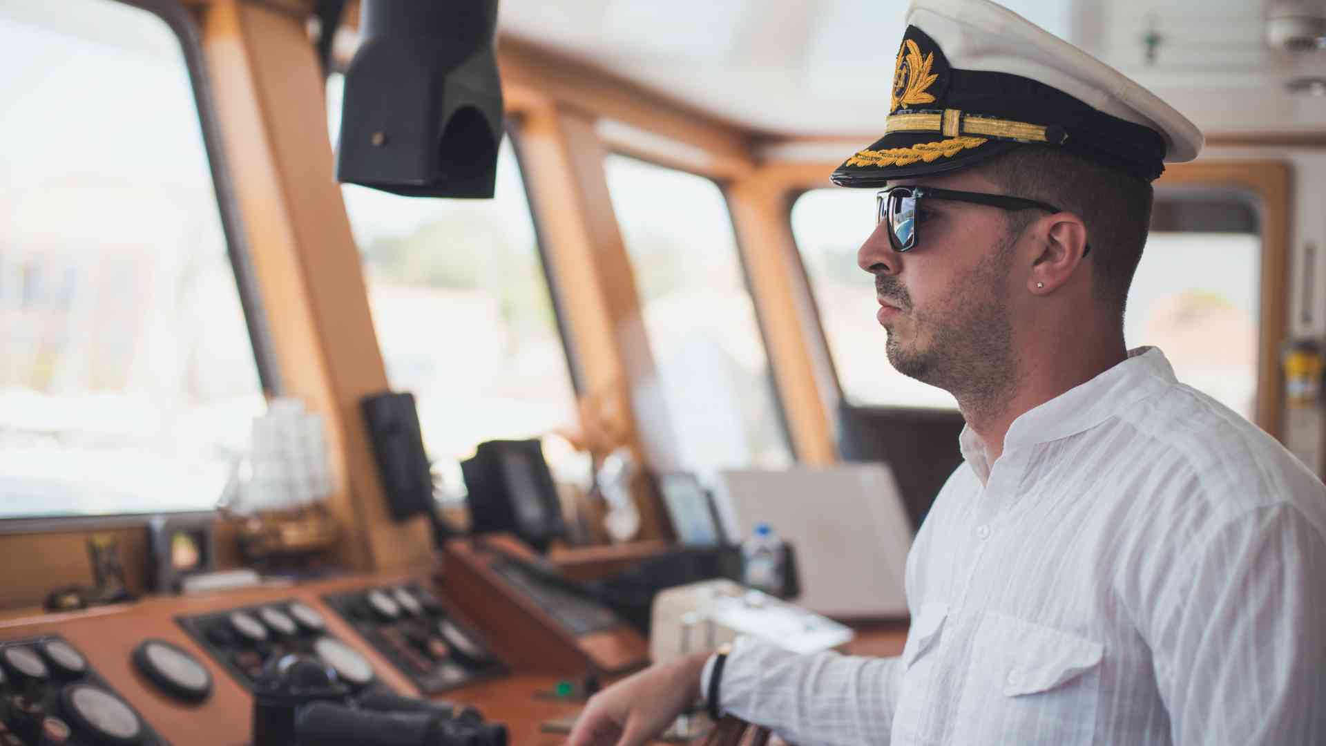 How To Become a Cruise Ship Captain: Qualification, Lifestyle &  Responsibilities
