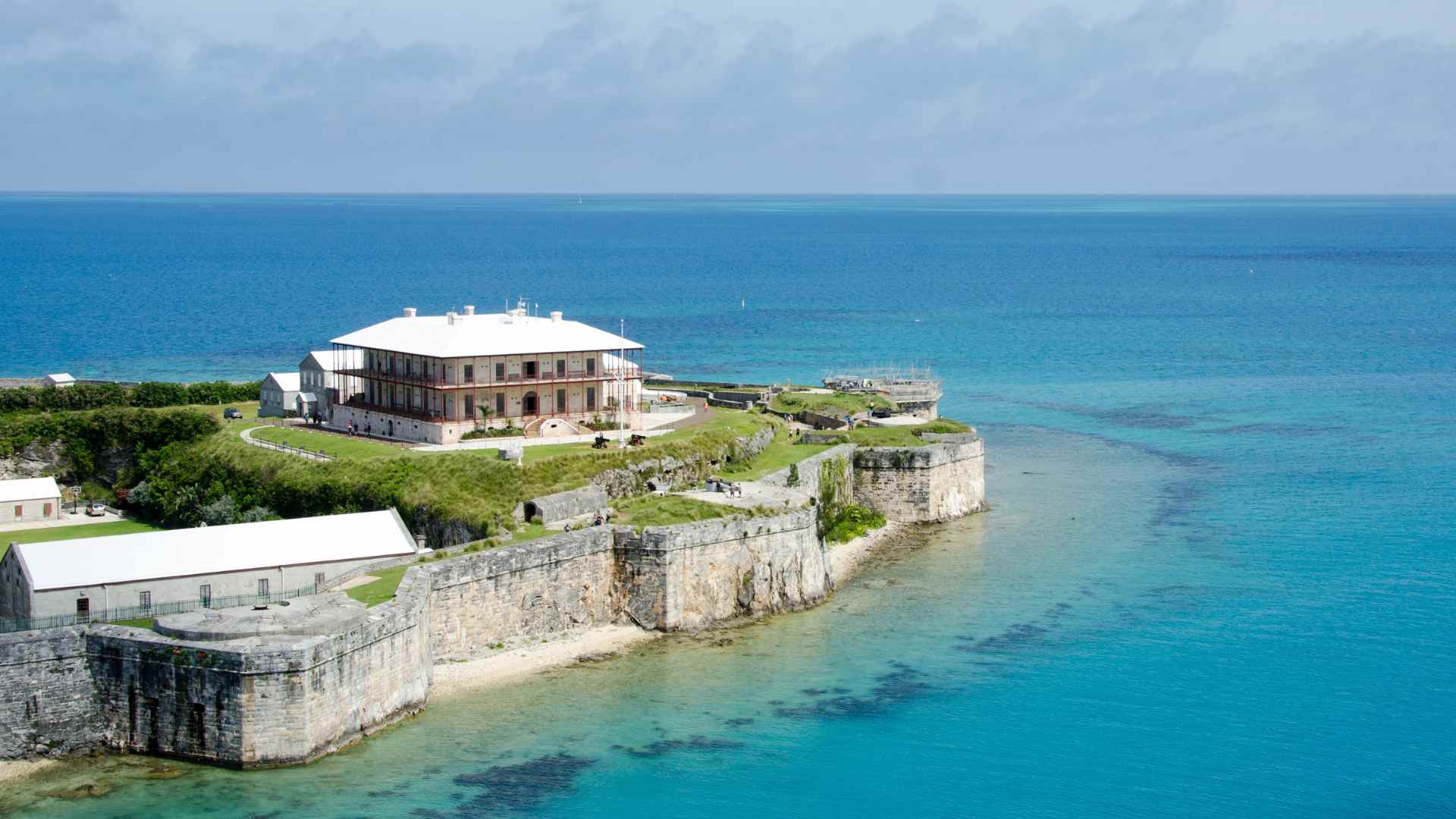 Kings Wharf, Bermuda, Pink sand beaches. Yes, they exist. Up your weekend  adventures and explore the unique sands…