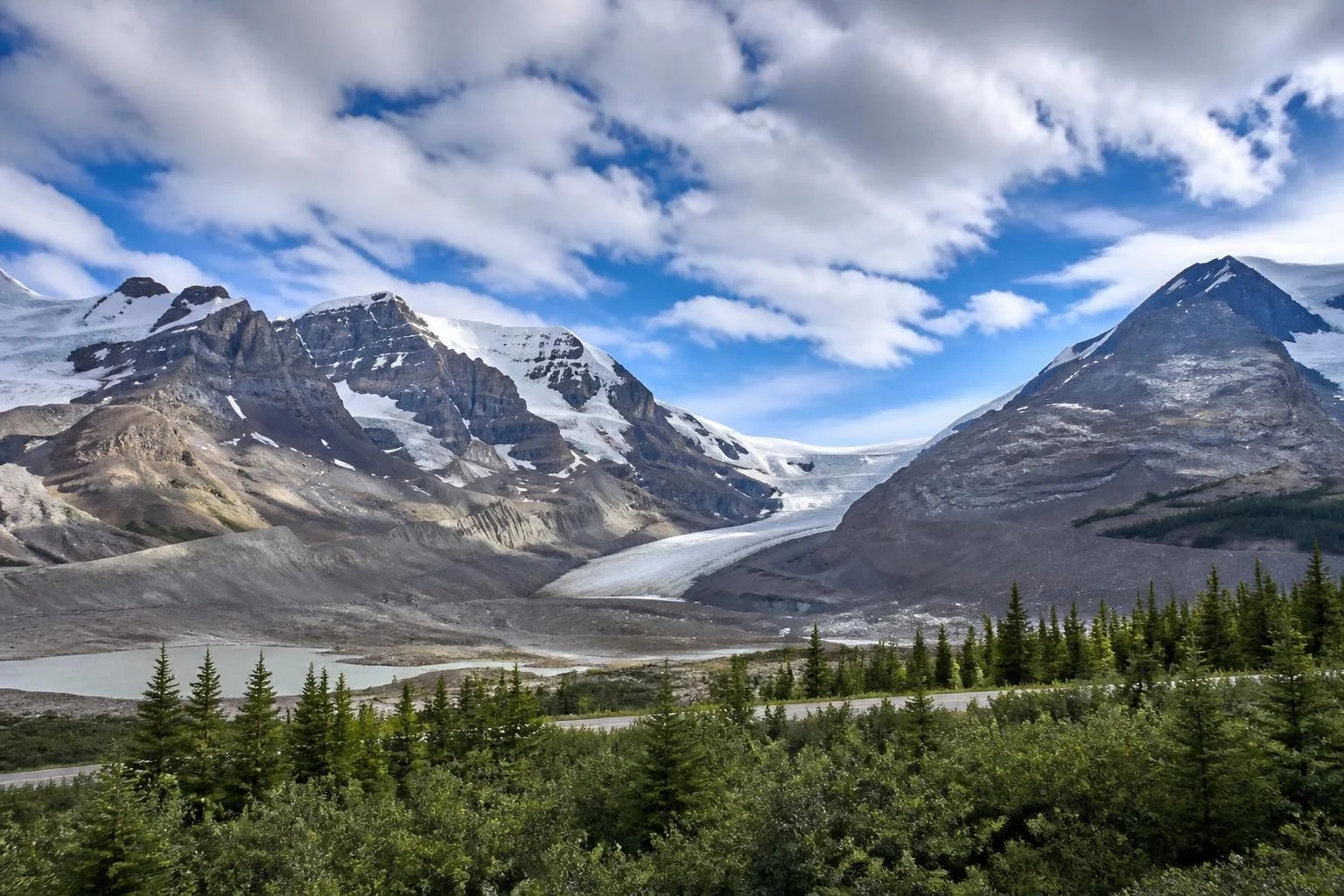 Columbia Icefield glacier beside the Icefields Parkway
