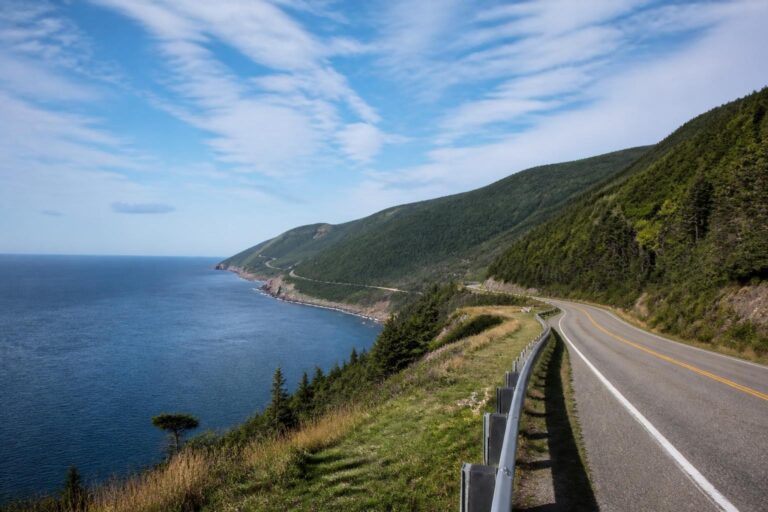 Nova Scotia Road Trip: Coastal Towns, the Cabot Trail, and Memorable Detours