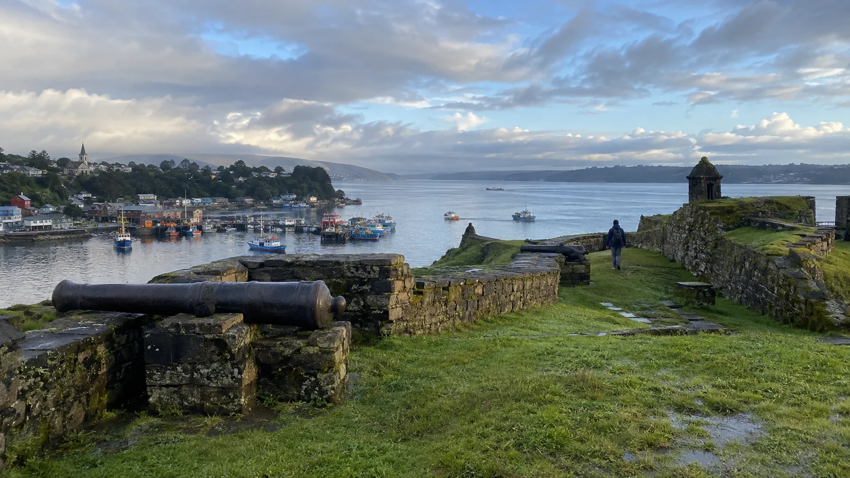 Fuerte San Antonio overlooking Ancud's fishing harbor