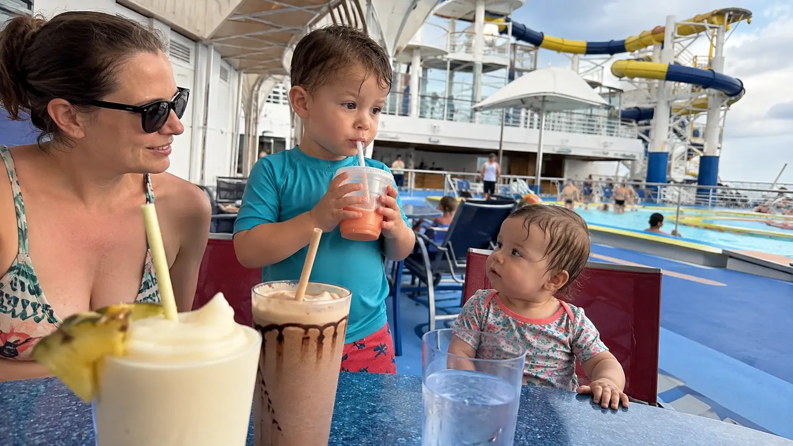 Cocktails served at a Royal Caribbean cruise ship bar