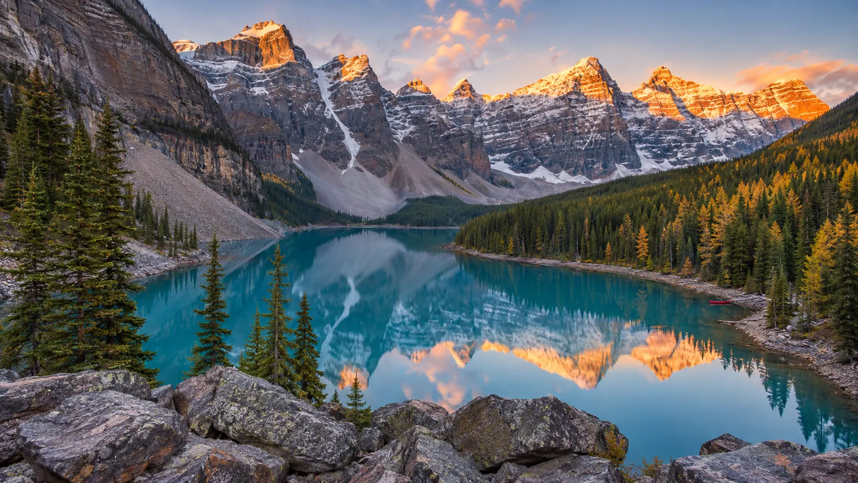 Moraine Lake reflecting the snow-covered Valley of the Ten Peaks in Banff, Canada.
