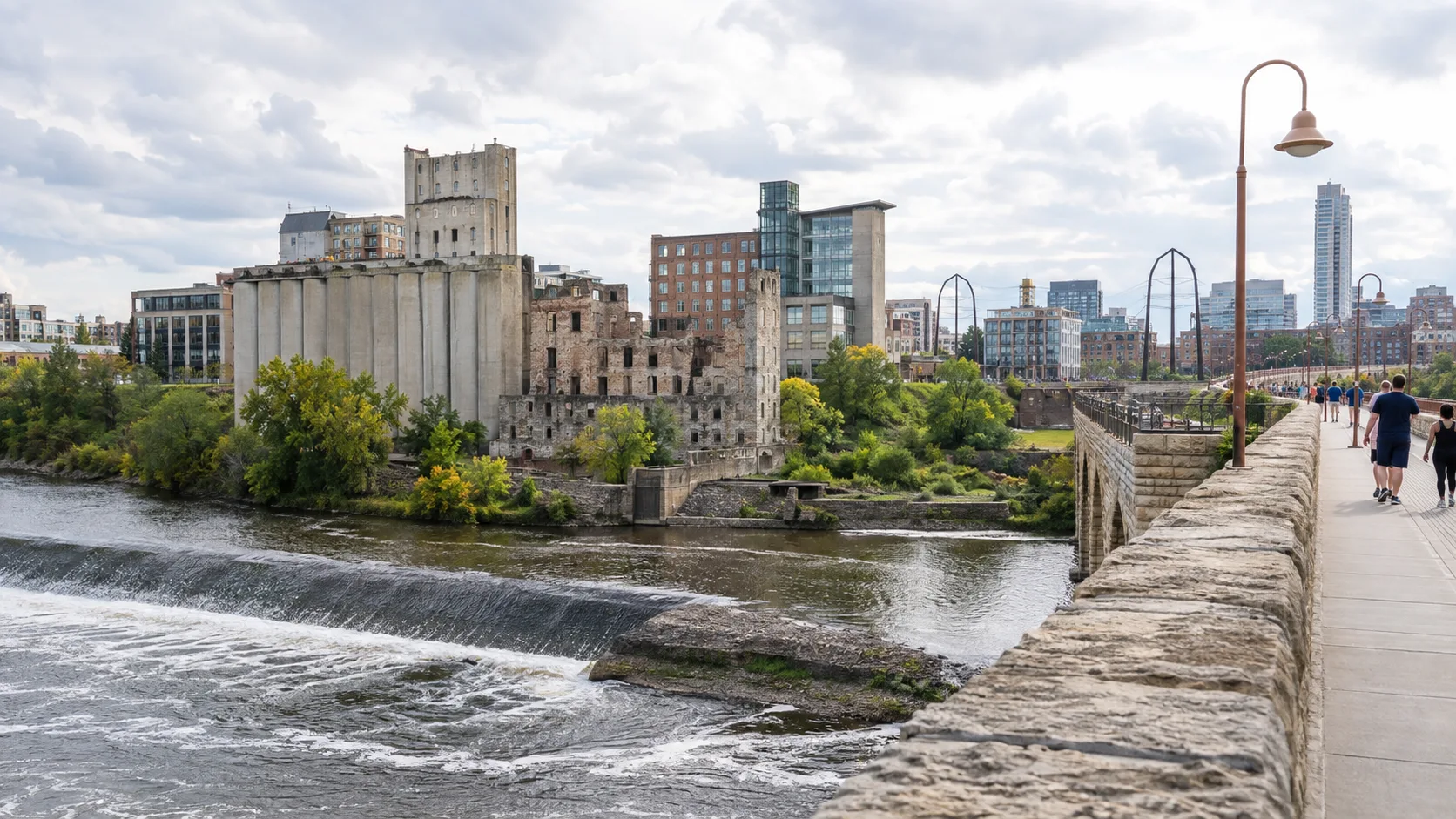 Historic flour mill ruins and silos along the Mississippi in Minneapolis
